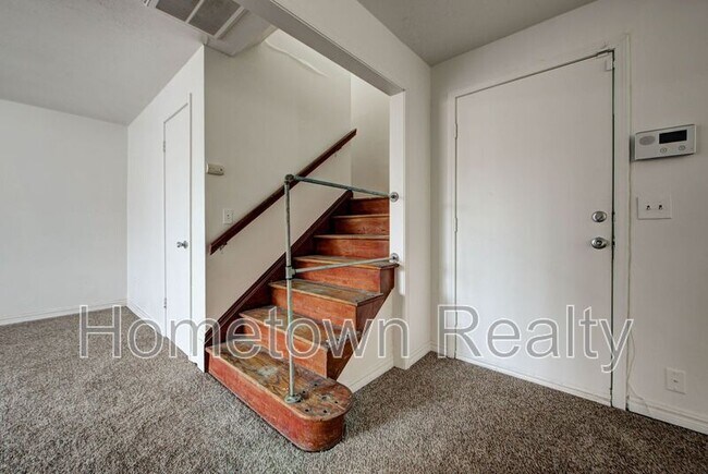 Photo - 821 NE 81st St House