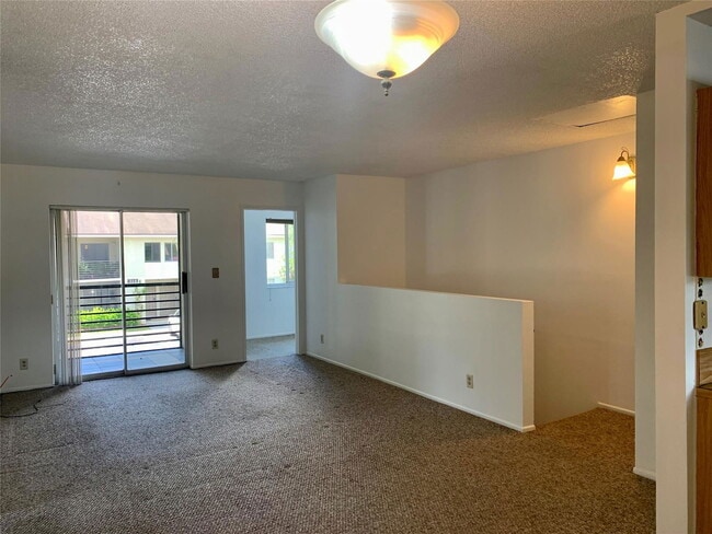 Photo - 511 Gardens Dr Apartment