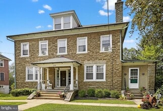 Building Photo - 1320 Butler Pike