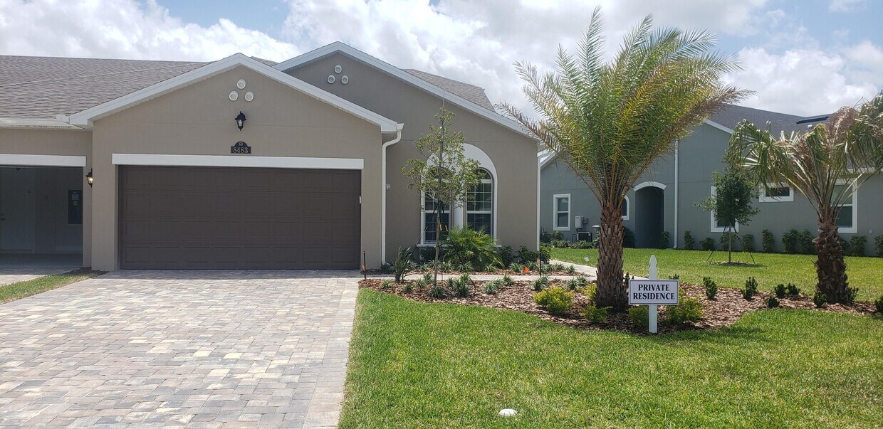 Primary Photo - 8483 Loren Cove Dr