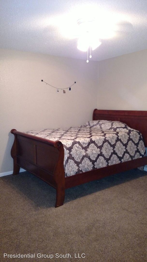 Foto del edificio - 3408 Juniper Dr