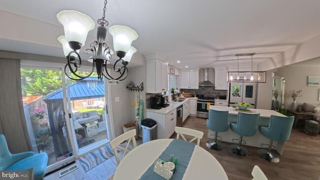 Foto del edificio - 16883 Toms River Loop