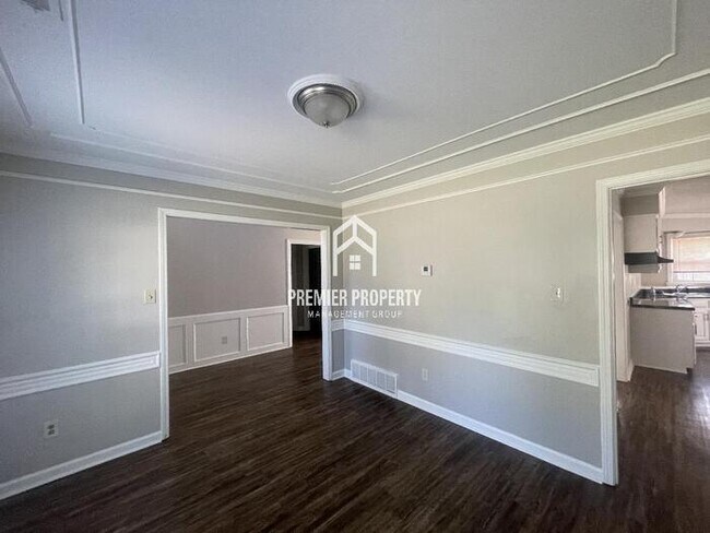 Foto del edificio - 1585 Wood Farms Dr