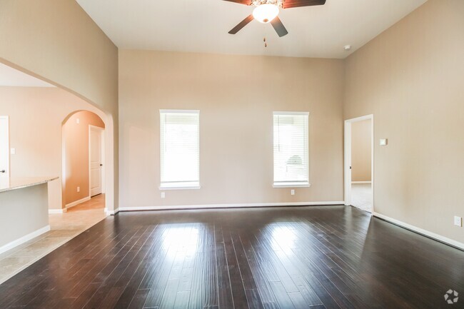 Building Photo - 7565 Tyler Run