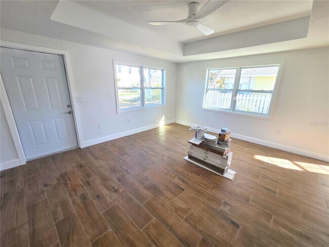 Foto del edificio - 5702 Carissa St