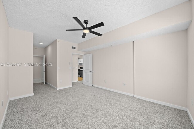 Foto del edificio - 6992 SW 39th St