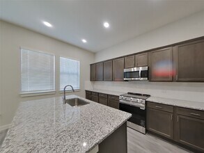 Building Photo - 22716 Terrazzo Dr