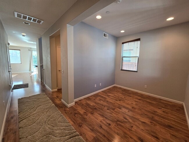 Foto del edificio - Spacious Home in Amenity-Rich Community