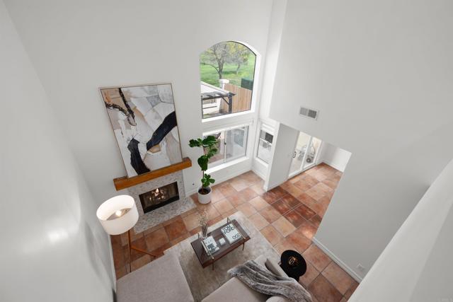 Foto principal - 2344 Greenbriar Dr