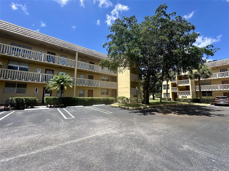 Primary Photo - 5980 NW 64th Ave