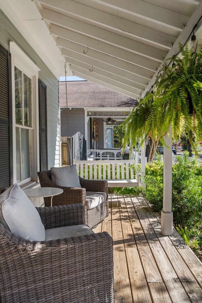 Foto del edificio - 721 W 12th St