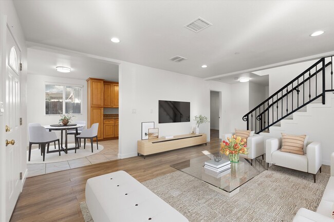 Building Photo - 7310 Roseberry Ave