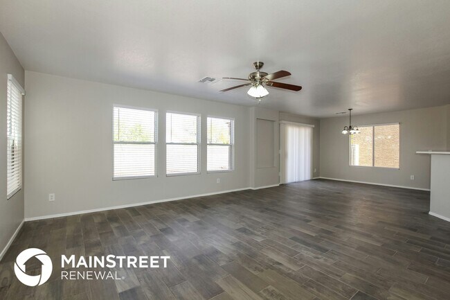 Foto del edificio - 6193 E Stonechat Dr