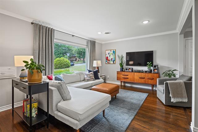 Foto del edificio - 721 Owensons Dr