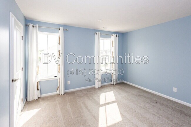 Foto del edificio - 7226 Hillsview Dr