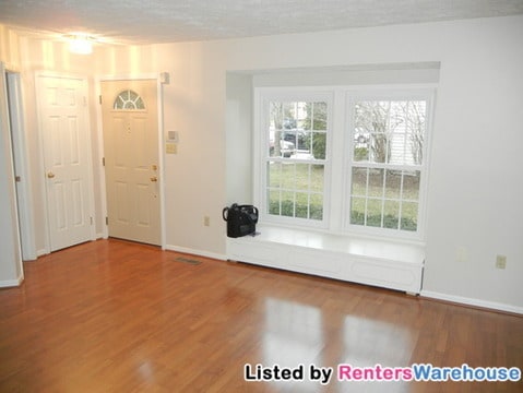 Building Photo - 8054 Brightwood Ct