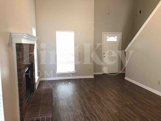 Foto del edificio - 7098 Maryland Ct