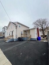 Building Photo - 36 Berlin St