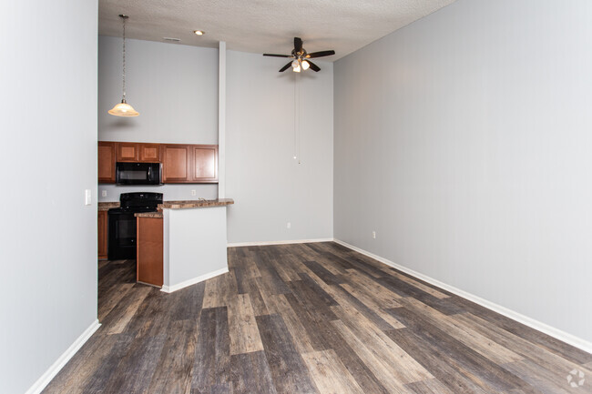 1HAB, 1BA - 700 ft² - Eagle Crest Apartments