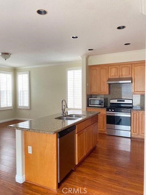 Building Photo - 126 Arden