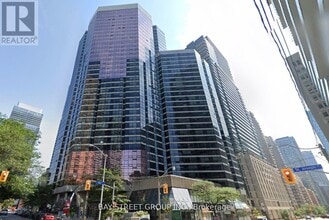 Building Photo - 1001 Bay St.