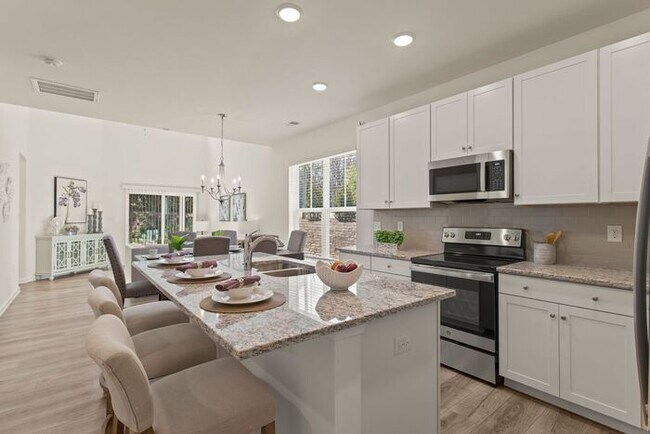 Foto del edificio - Now Available – Highly Sought-After Cary 3BR at Arbor Mill Townhomes!