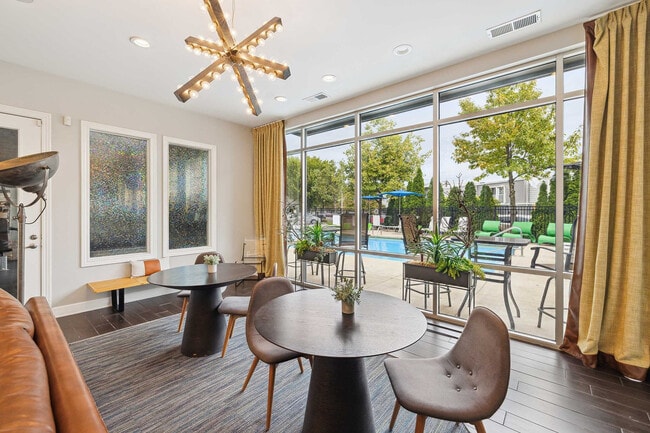 Trotter's Park - 06 - Trotters Park