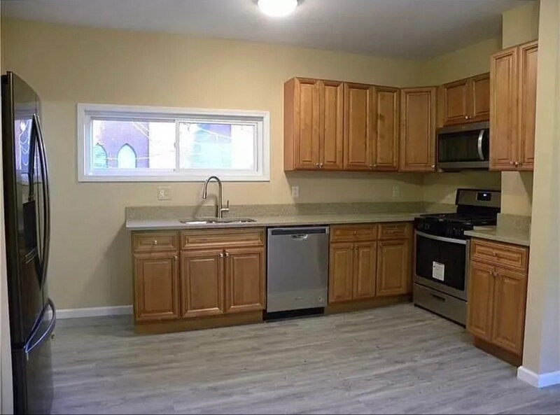Foto principal - 2038 Watson St