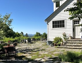 Building Photo - 514 Ohayo Mountain Rd