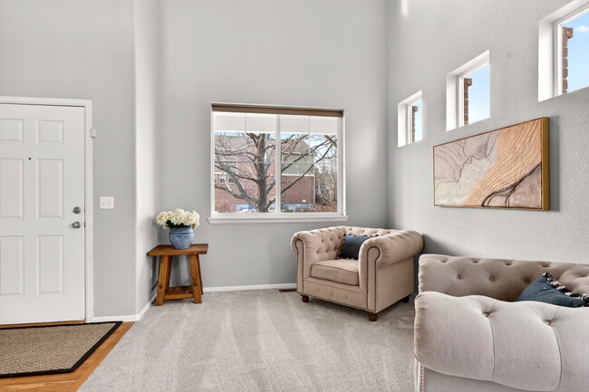 Foto del edificio - 20473 E Girard Dr