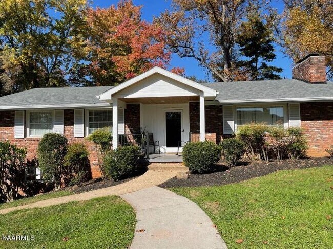Building Photo - 7129 Cheshire Dr