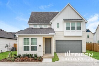 Building Photo - 9835 Willow Creek Commerce Dr