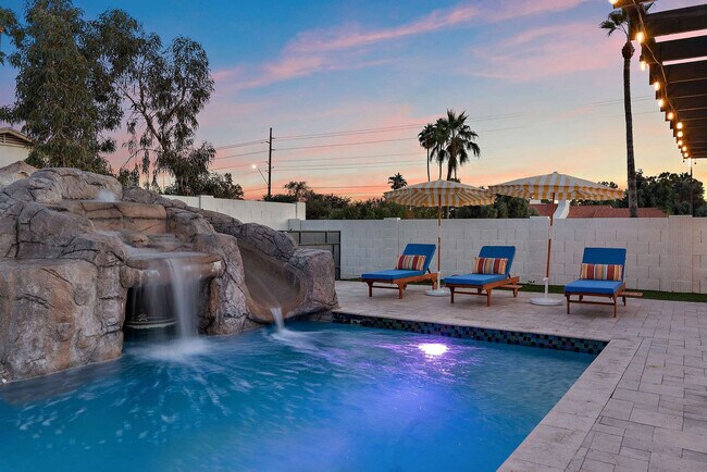 Foto del edificio - 12201 N 58th Way