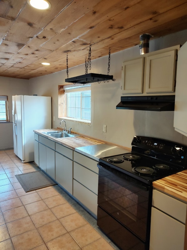 Building Photo - 723 N Shields St