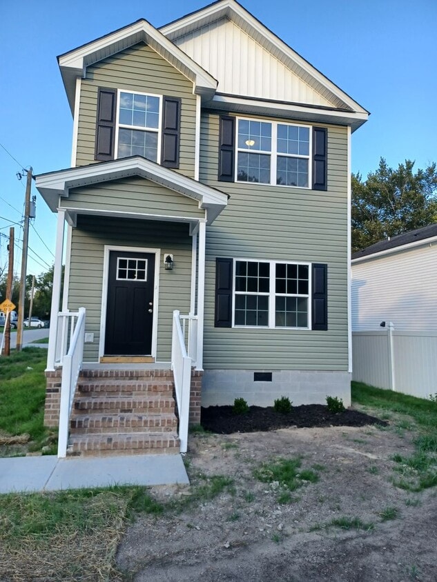 Primary Photo - Newly Constructed 5 Bedroom Home in Hampton