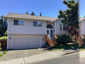 Building Photo - 5809 11th Ave W