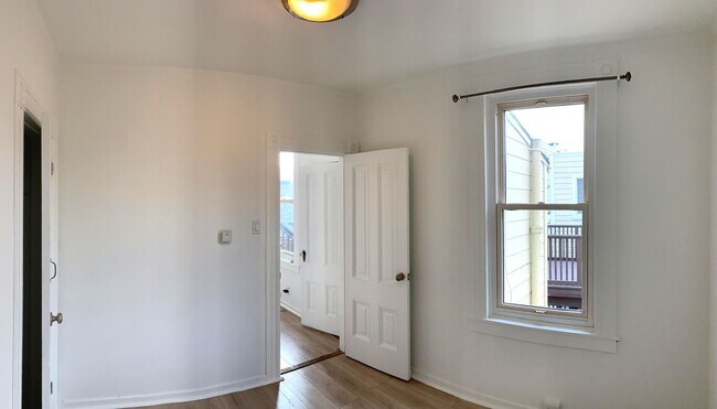 Foto del edificio - 613 York St