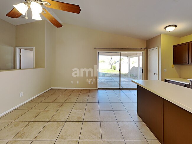 Foto del edificio - 3260 W Melinda Lane