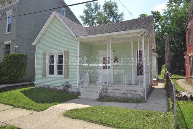 Building Photo - 239 Forest Ave