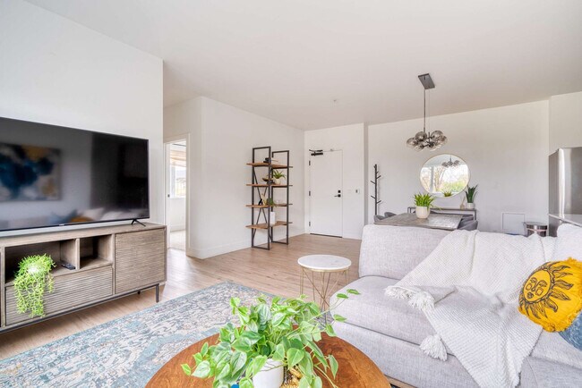 Foto del edificio - 4980 N Vancouver Ave