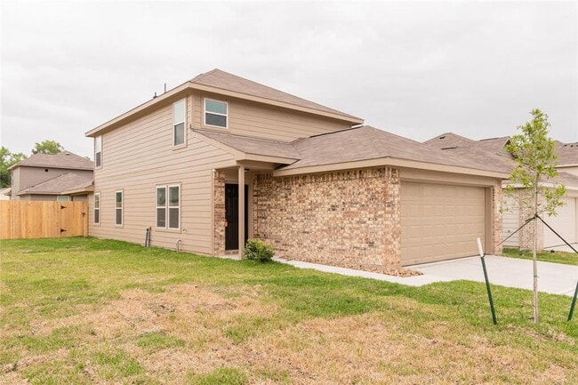 Building Photo - 528 Meadow Park Ln