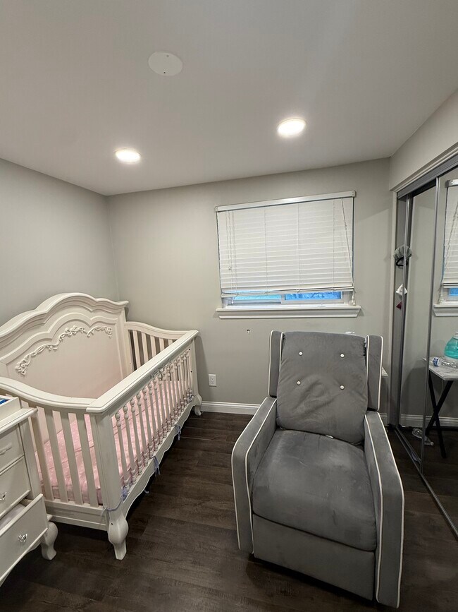 Foto del edificio - 36969 Lancaster St