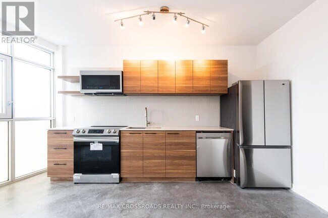Photo du bâtiment - 3333-3333 Dundas St W