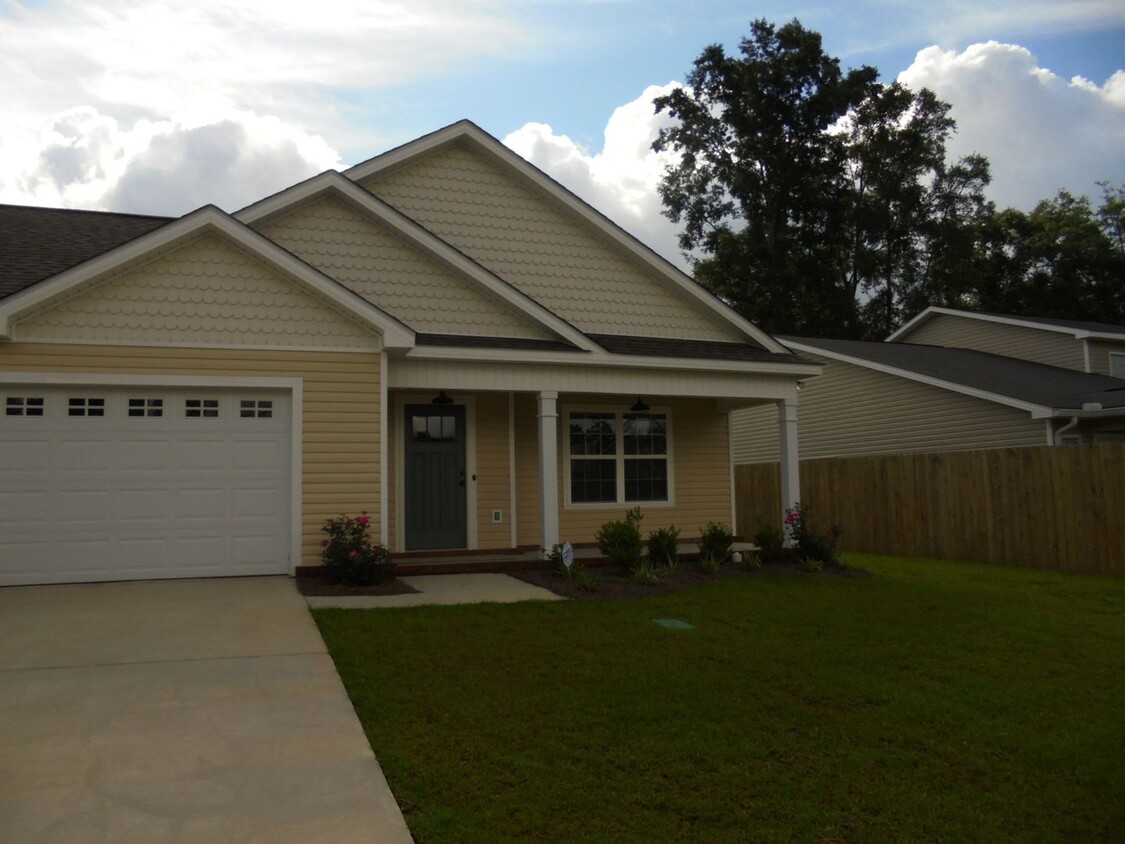 Foto principal - Cottages at Woodland Park, Enterprise, AL