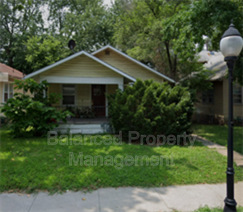 1151 SW Washburn Ave, Topeka, KS 66604 House Rental in Topeka, KS