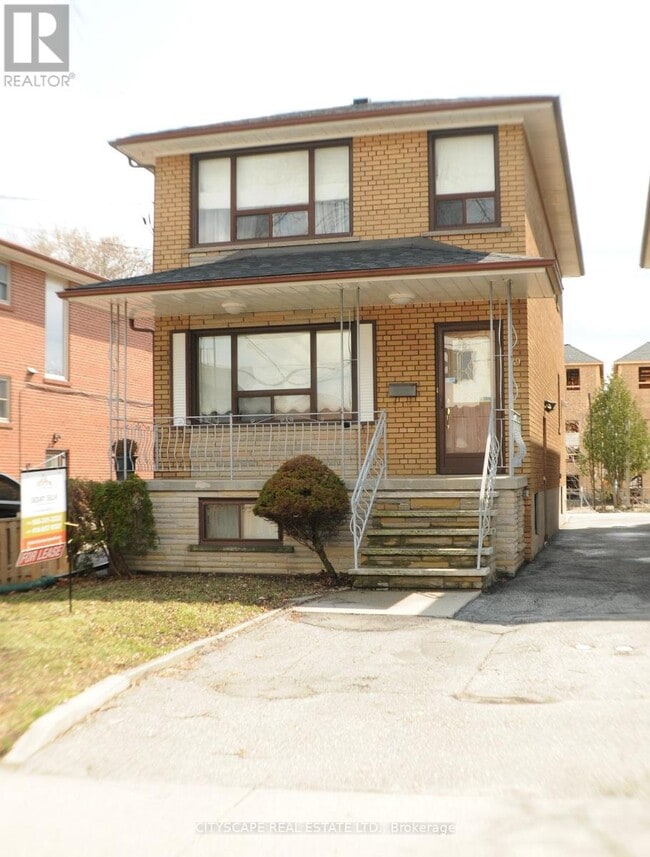 Building Photo - 49 Algoma St