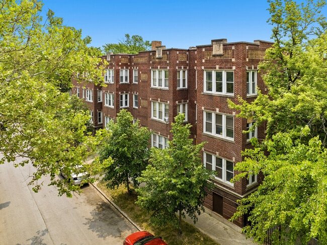 Building Photo - 2437 E 74th St