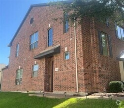 Building Photo - 4225 Swan Forest Dr