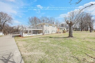 Building Photo - 728 Winthorne Dr