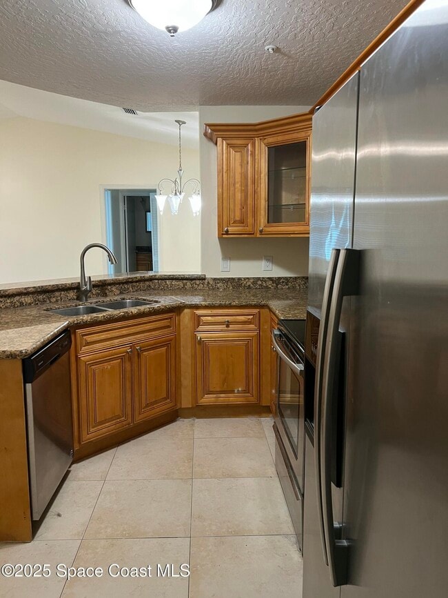 Building Photo - 7667 N Wickham Rd